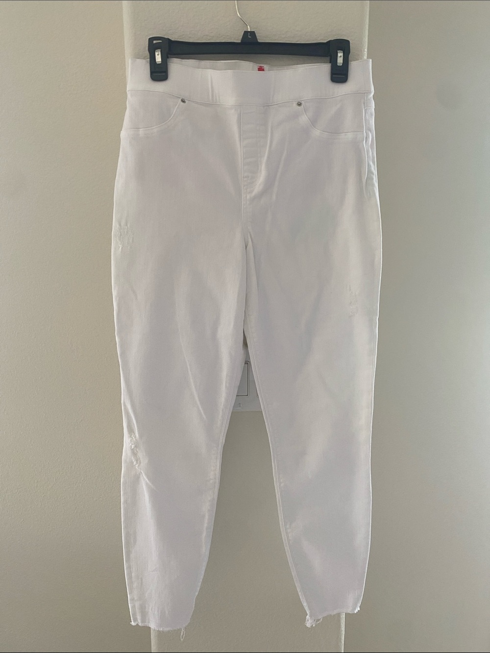 SPANX White Distressed High Waisted Jeans With Raw Hem, Size Large